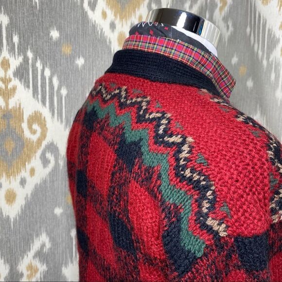 Polo Ralph Lauren Vintage Hand Knit Red & Black Multi Wool V-Neck L/S Sweater - Picture 12 of 16